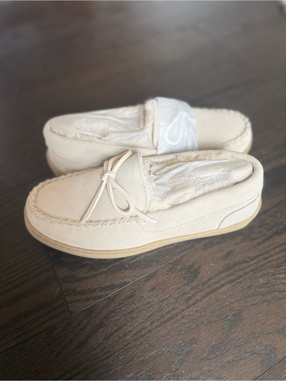 Cream Suede 🤍 Moccasin Slippers - Picture 2 of 6